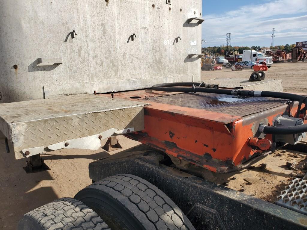 1979 Easton 30' Full Frame Dump Trailer