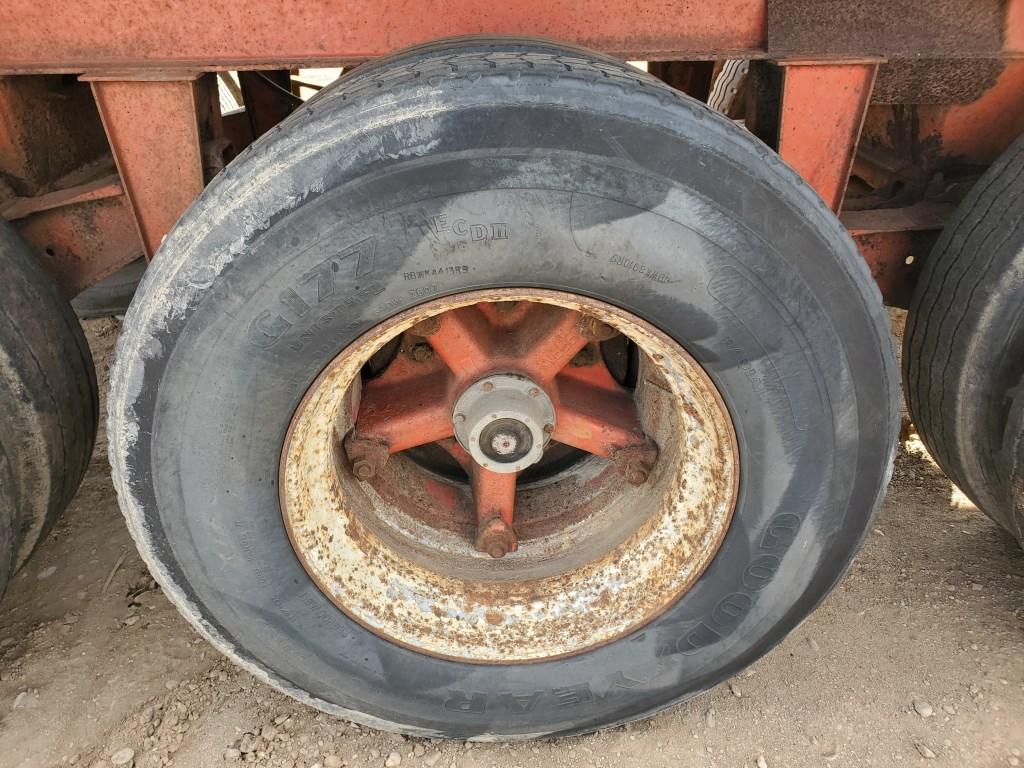 1979 Easton 30' Full Frame Dump Trailer
