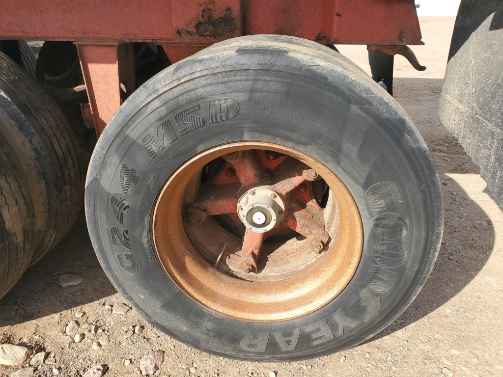 1979 Easton 30' Full Frame Dump Trailer