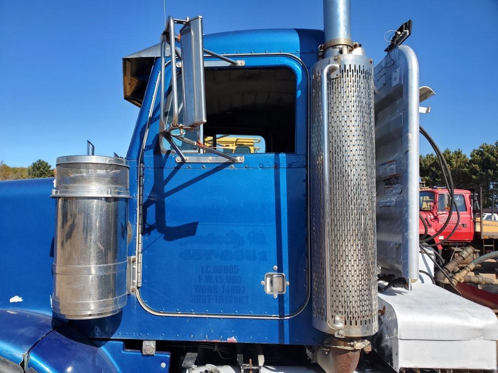 1996 Peterbilt 378 Truck Tractor