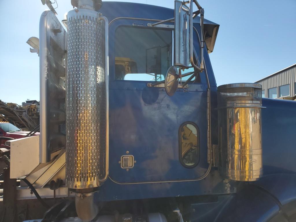 1996 Peterbilt 378 Truck Tractor