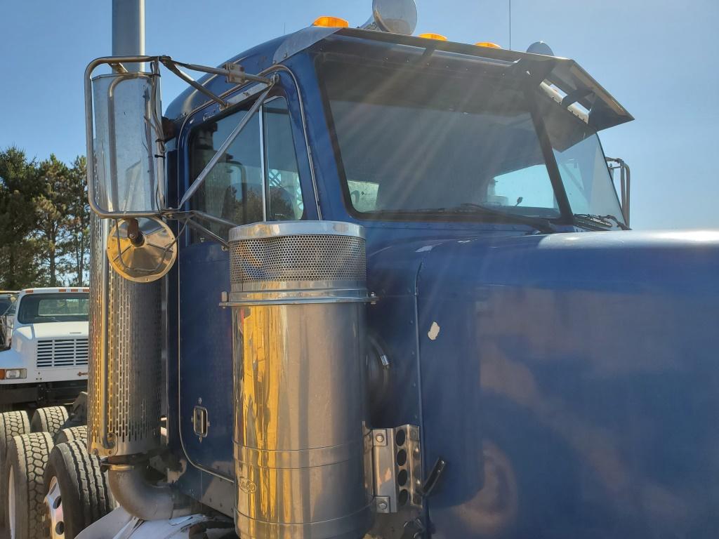 1996 Peterbilt 378 Truck Tractor