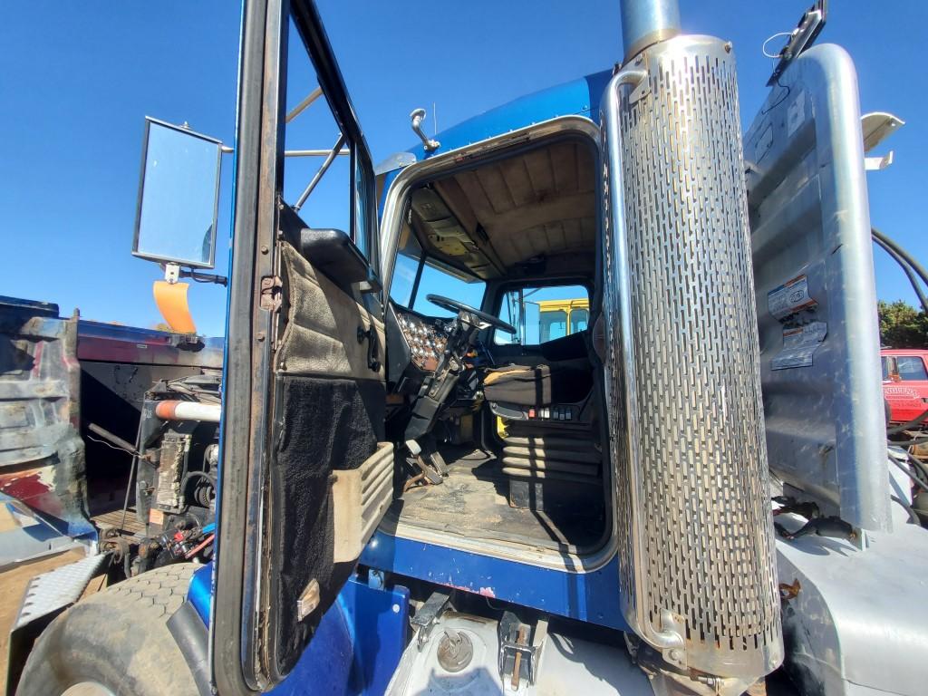 1996 Peterbilt 378 Truck Tractor