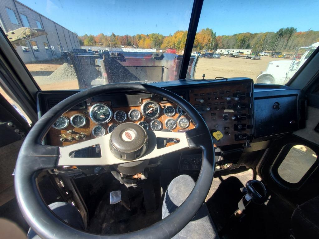 1996 Peterbilt 378 Truck Tractor