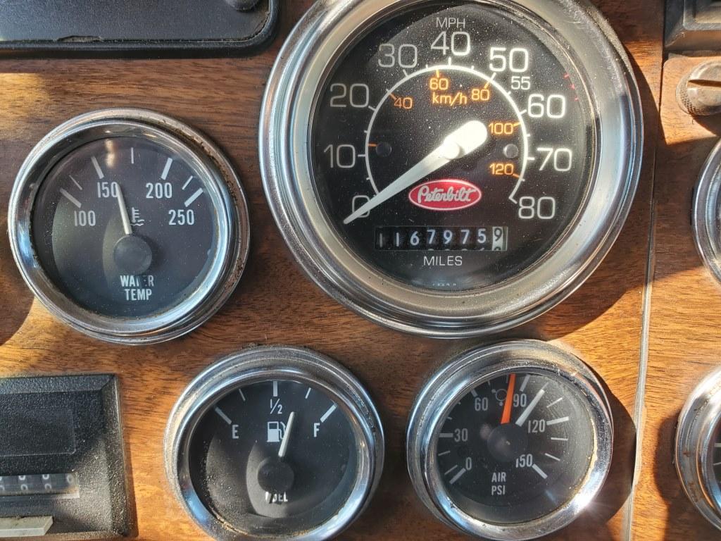 1996 Peterbilt 378 Truck Tractor