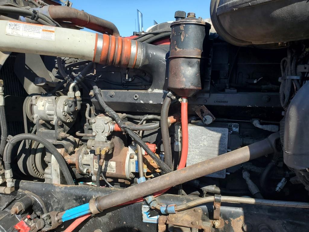 1996 Peterbilt 378 Truck Tractor