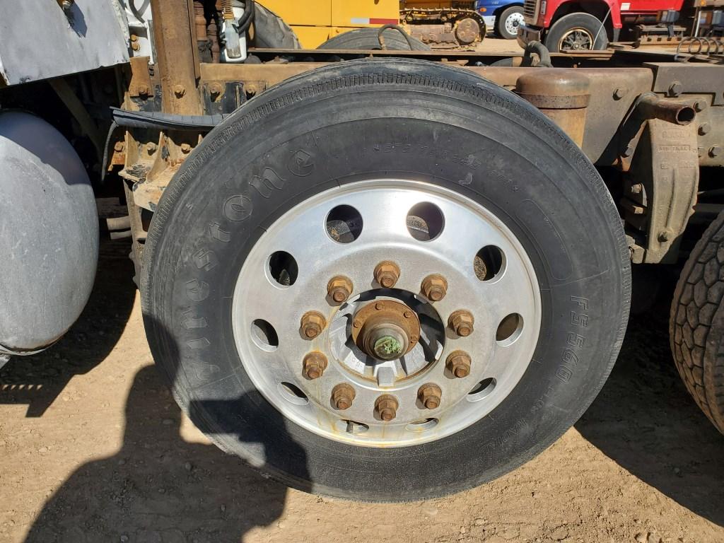 1996 Peterbilt 378 Truck Tractor