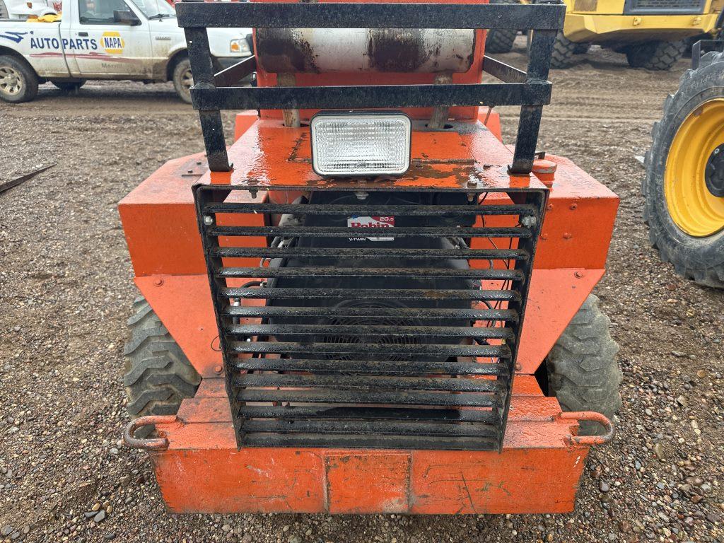 Skytrak 2000 Off-road Forklift