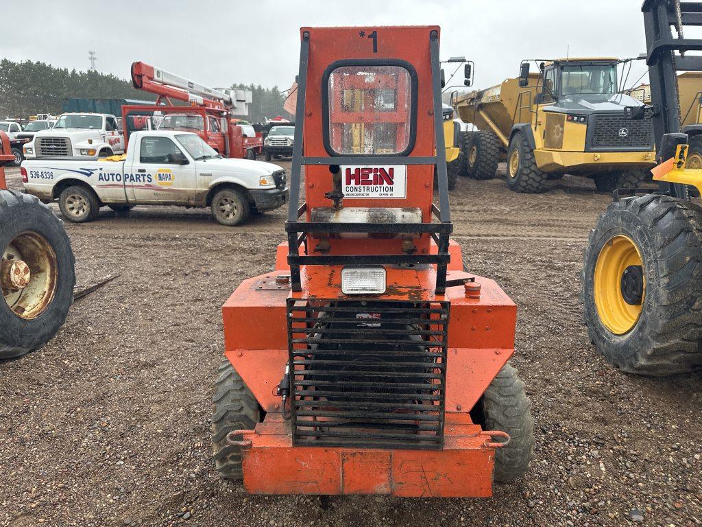 Skytrak 2000 Off-road Forklift