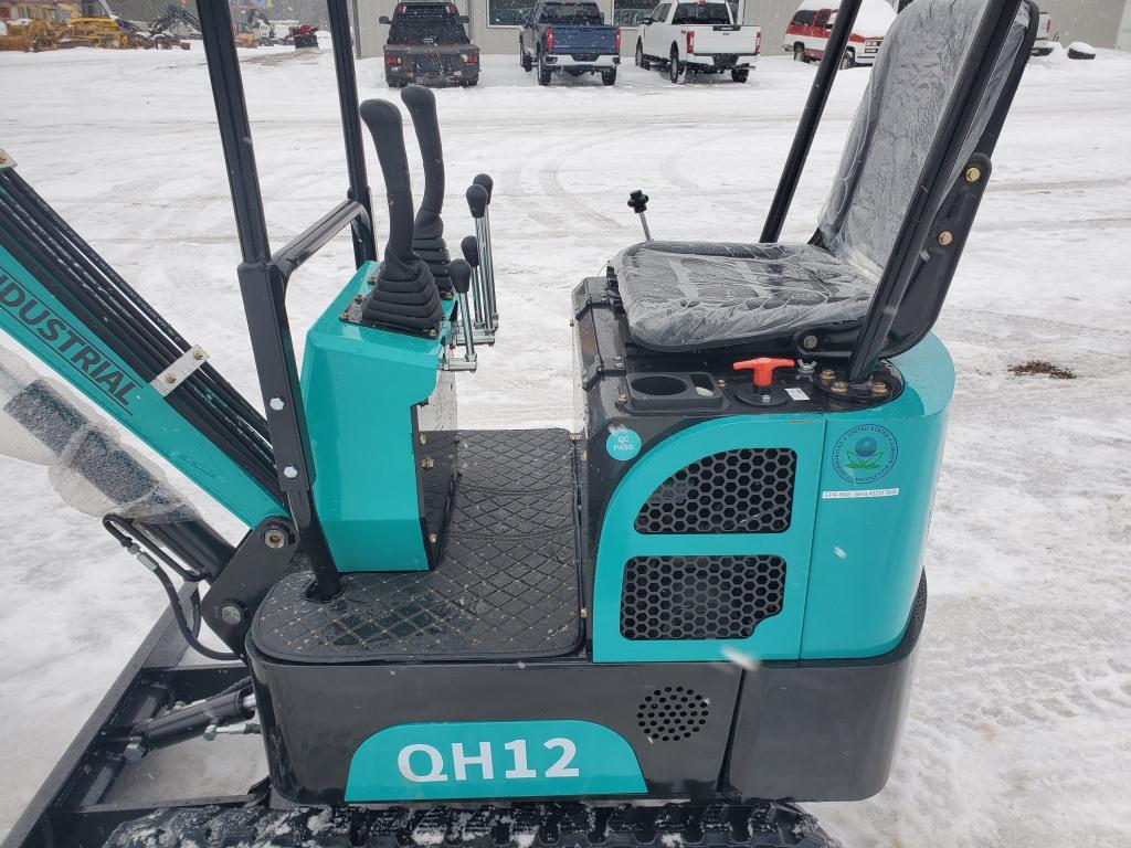 2022 Agt Qh12 Mini Excavator