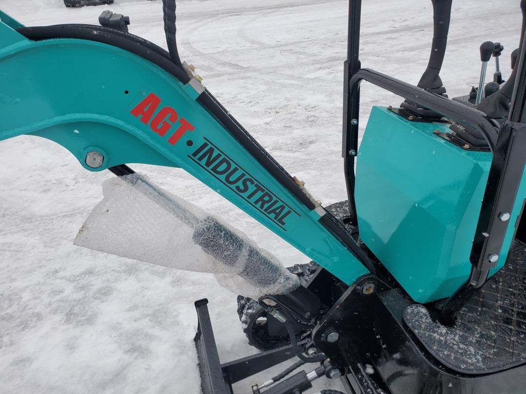 2022 Agt Qh12 Mini Excavator