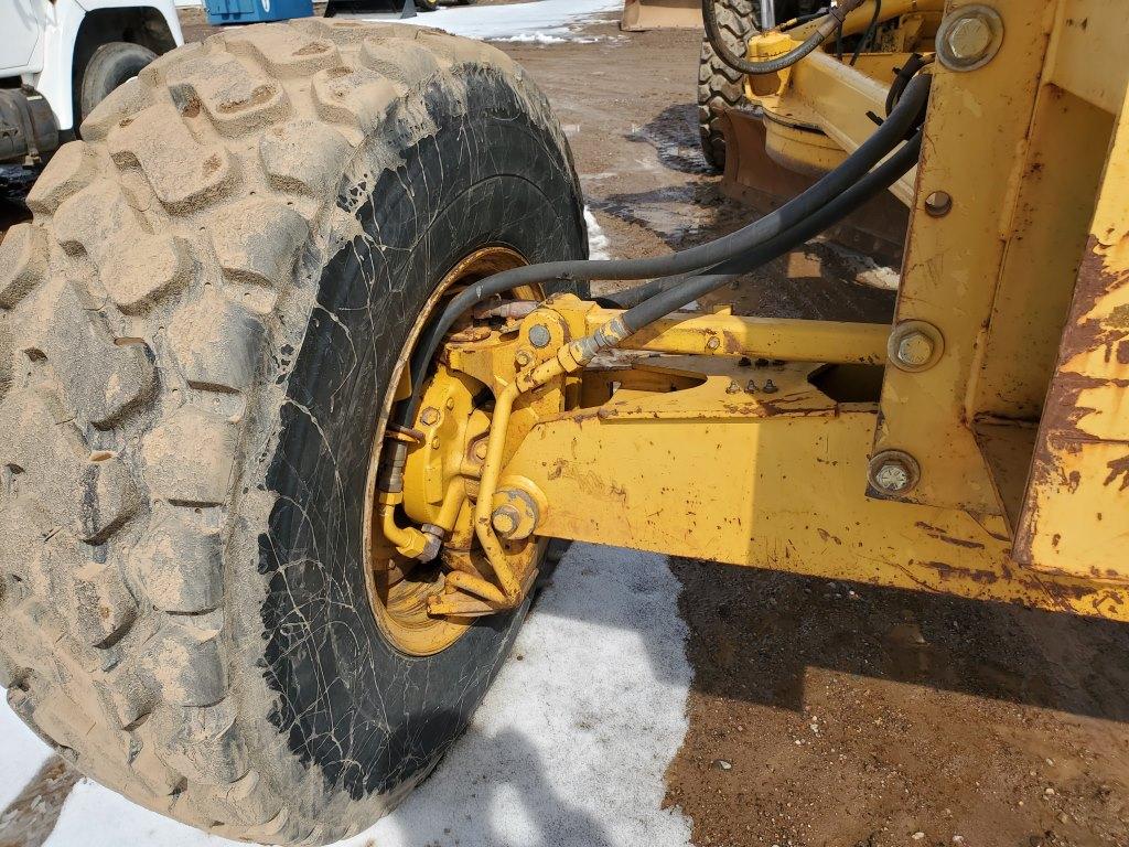 1998 John Deere 772ch Grader