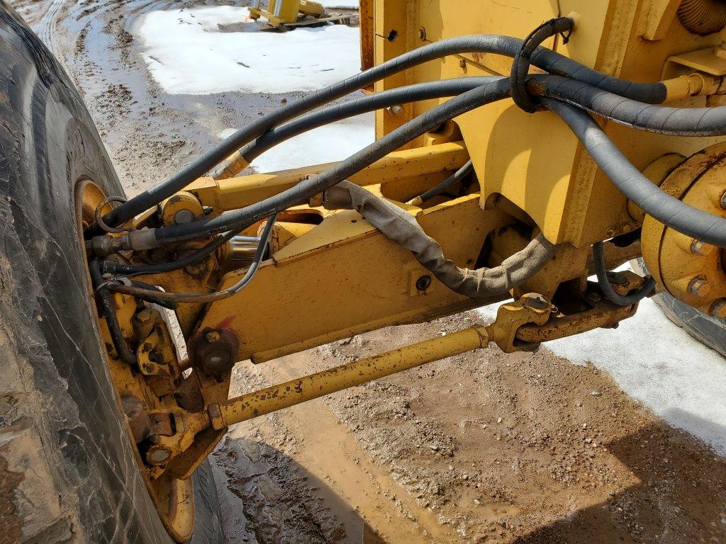 1998 John Deere 772ch Grader