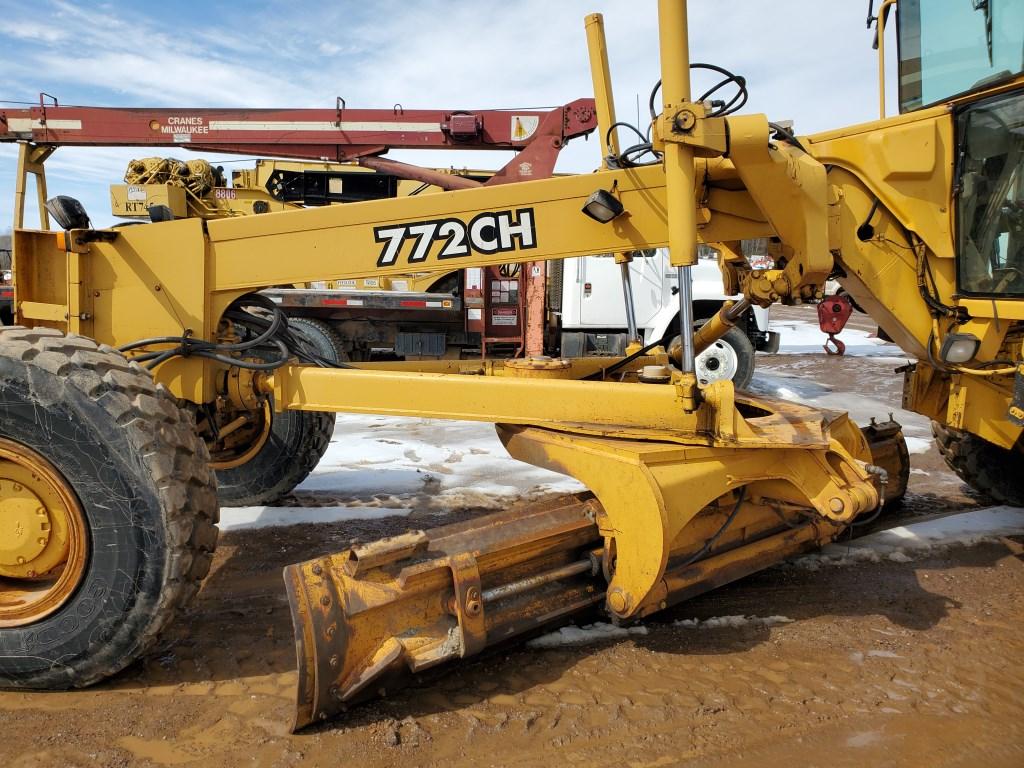 1998 John Deere 772ch Grader