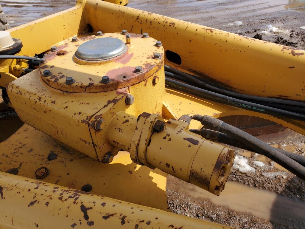1998 John Deere 772ch Grader