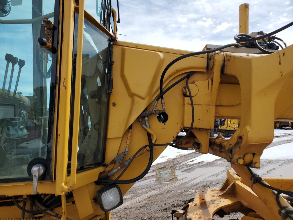 1998 John Deere 772ch Grader
