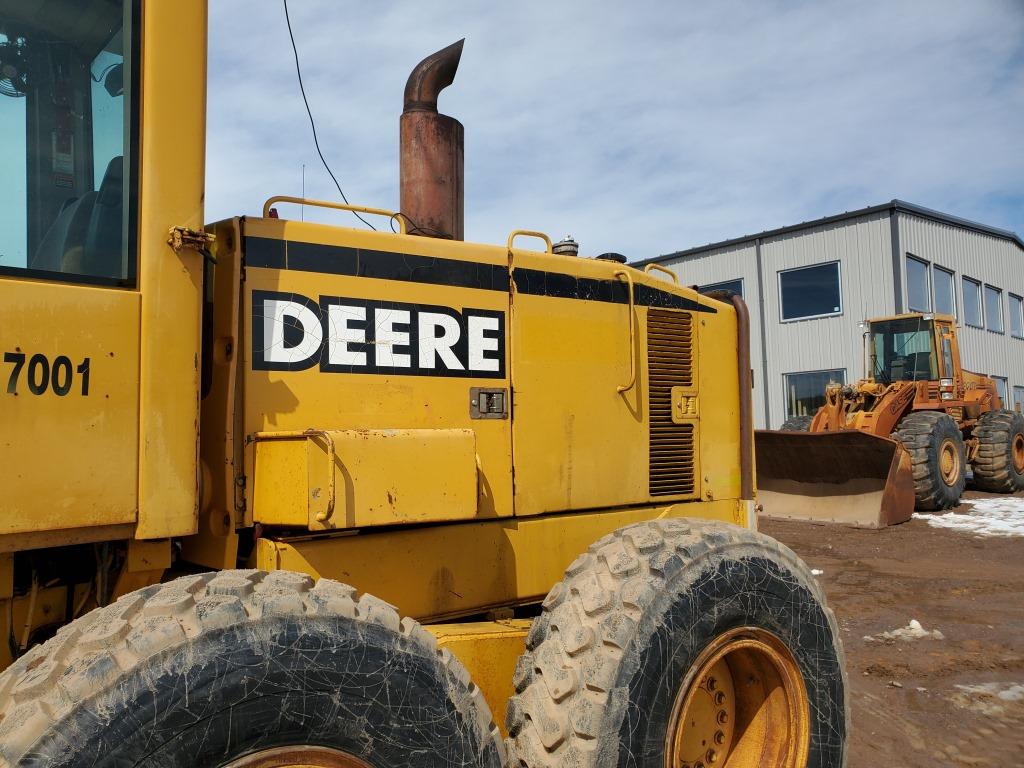 1998 John Deere 772ch Grader