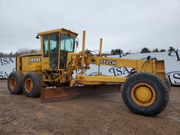 1998 John Deere 772ch Grader