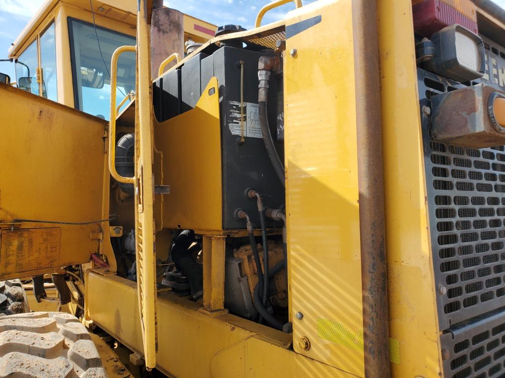 1998 John Deere 772ch Grader