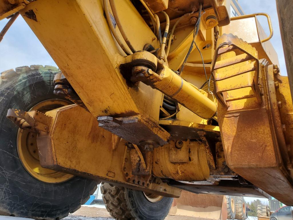 1998 John Deere 772ch Grader