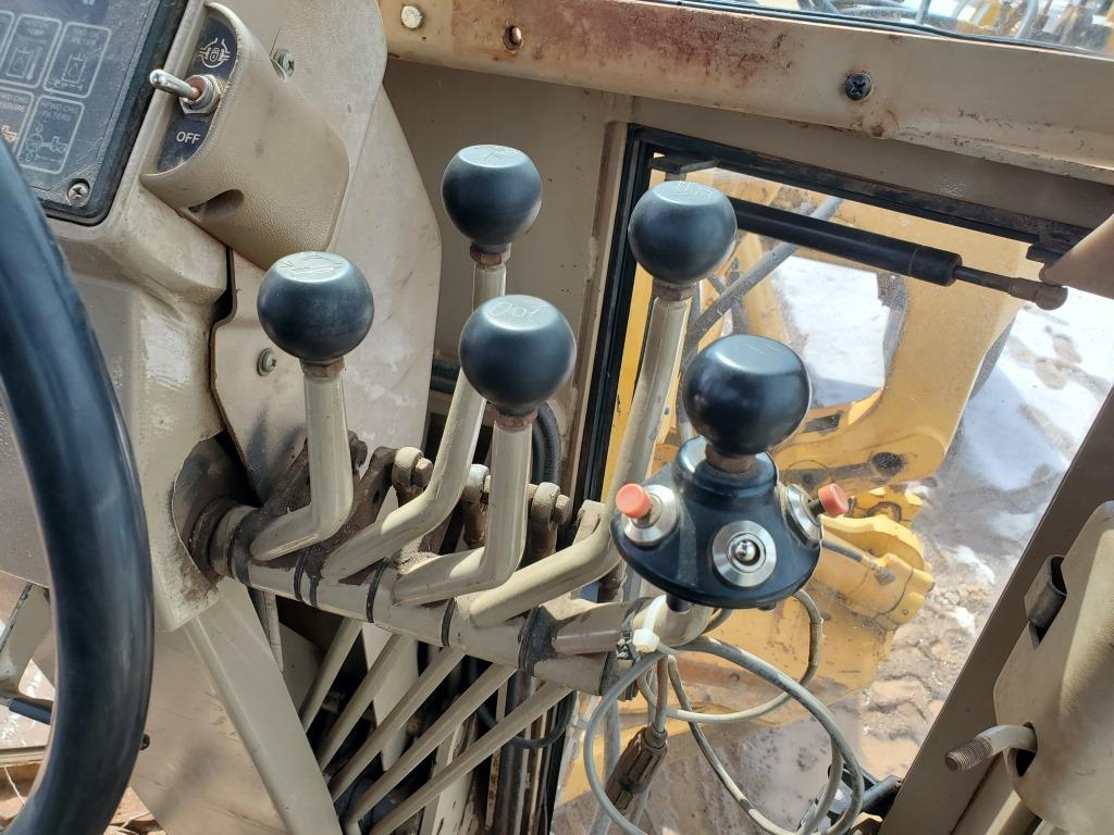 1998 John Deere 772ch Grader