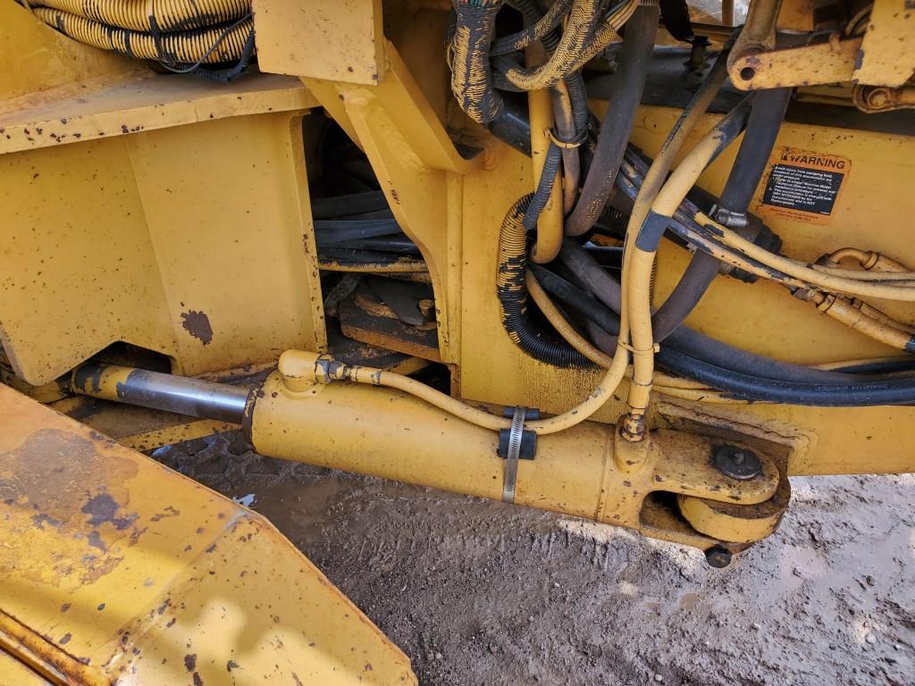 1998 John Deere 772ch Grader