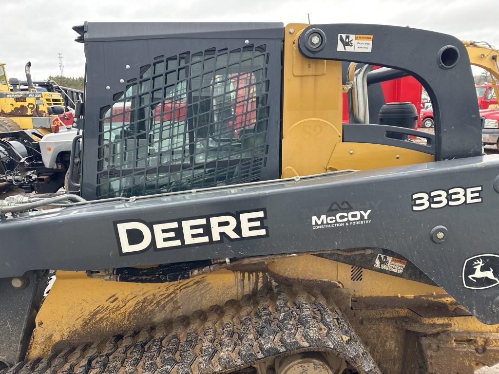 2015 Deere 333e Skid Steer