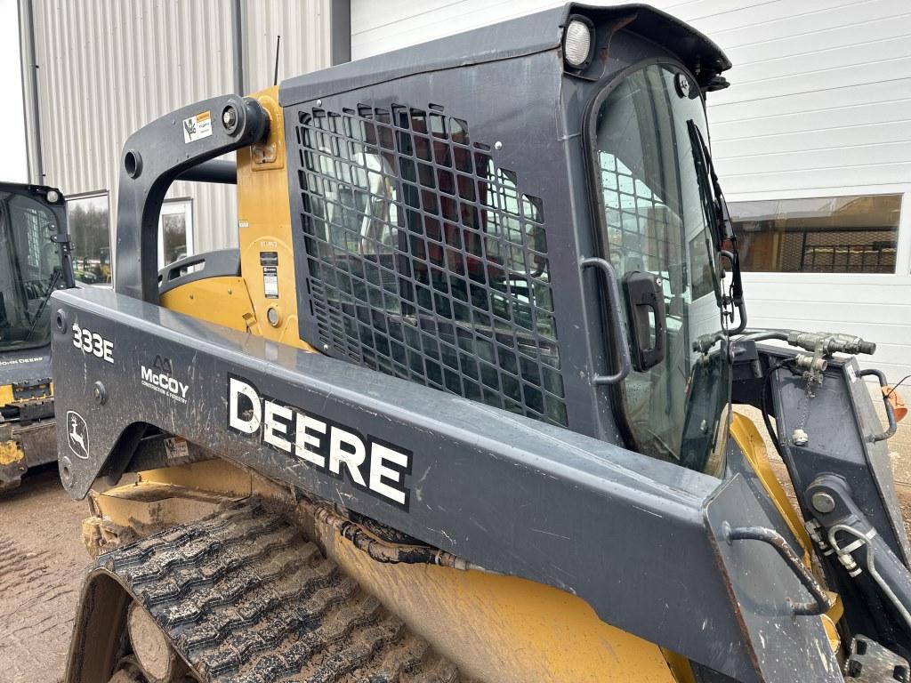 2015 Deere 333e Skid Steer