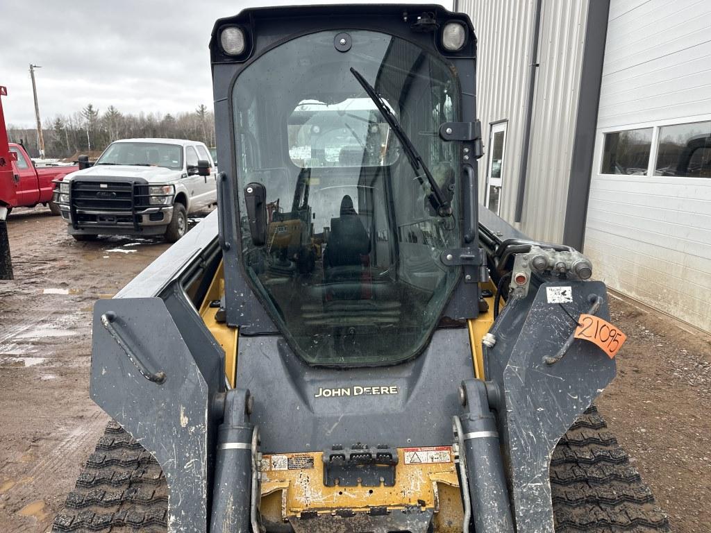 2015 Deere 333e Skid Steer