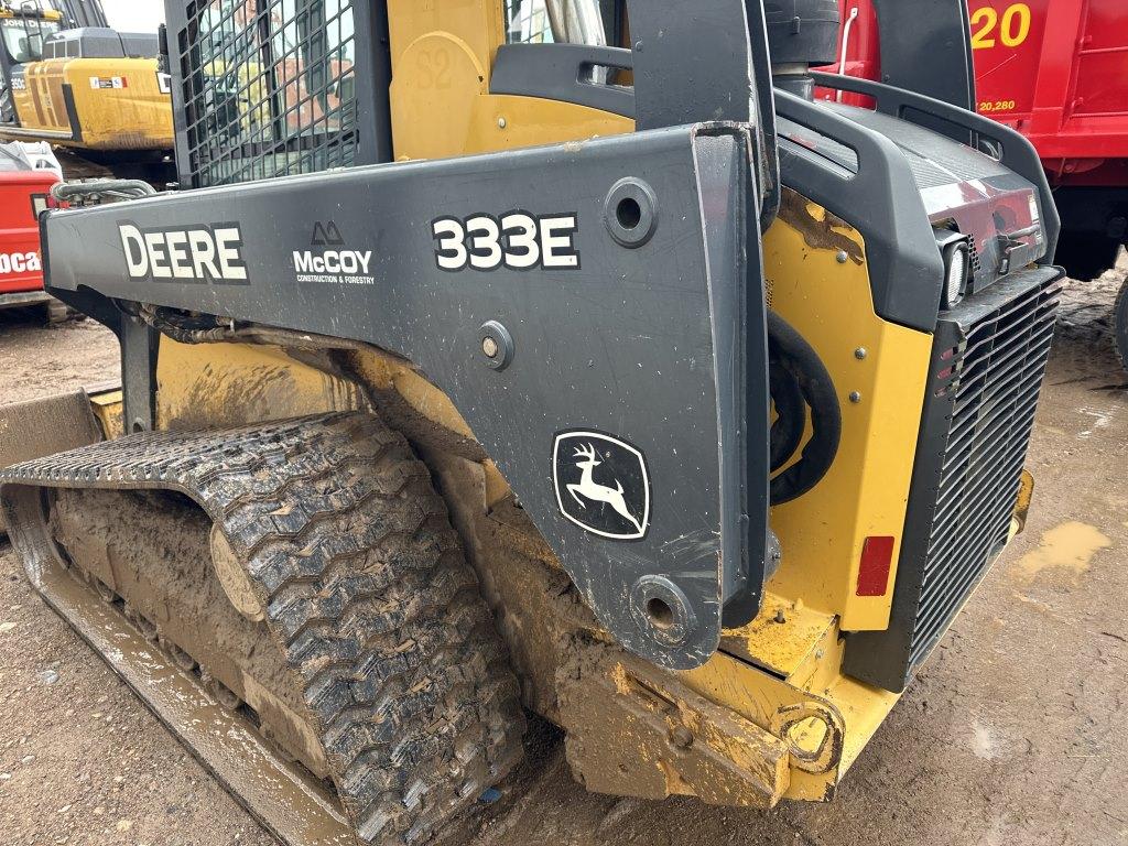 2015 Deere 333e Skid Steer