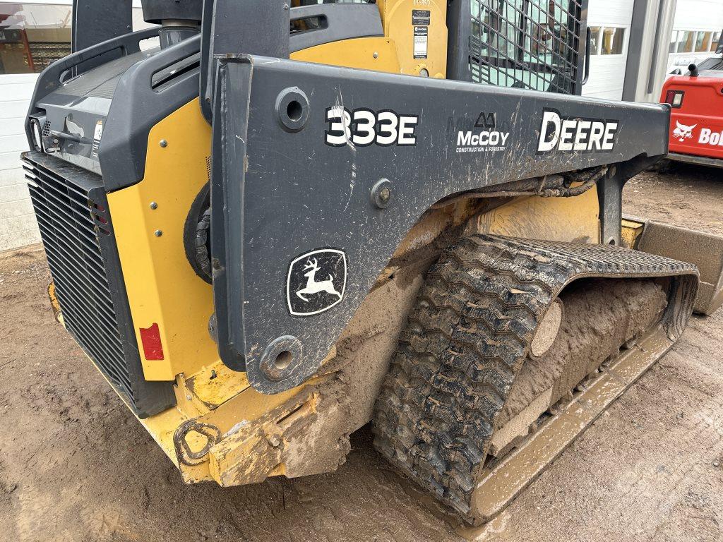 2015 Deere 333e Skid Steer