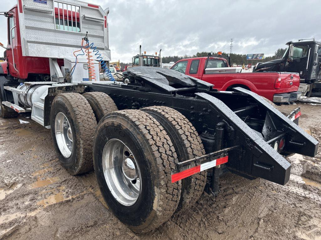 2011 Mack Granite Day Cab Truck Tractor