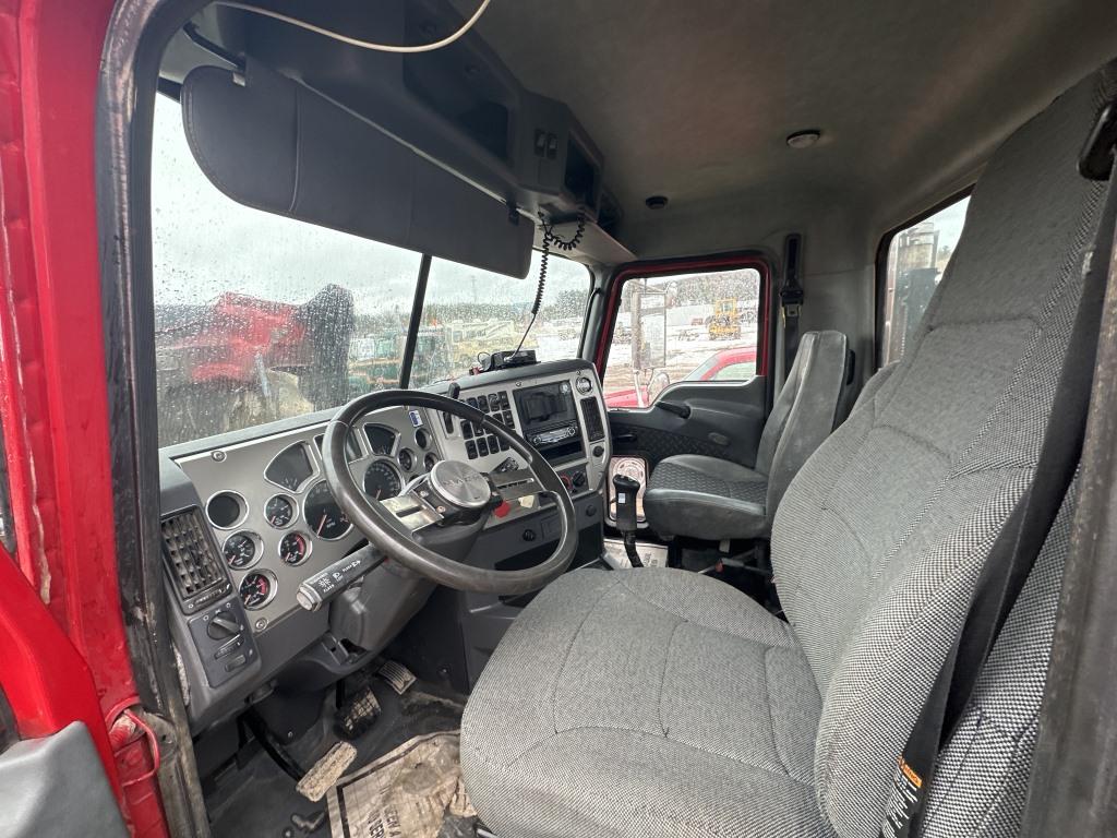 2011 Mack Granite Day Cab Truck Tractor