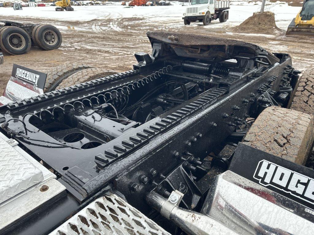 2011 Mack Granite Day Cab Truck Tractor