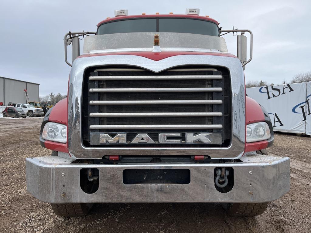 2011 Mack Granite Day Cab Truck Tractor