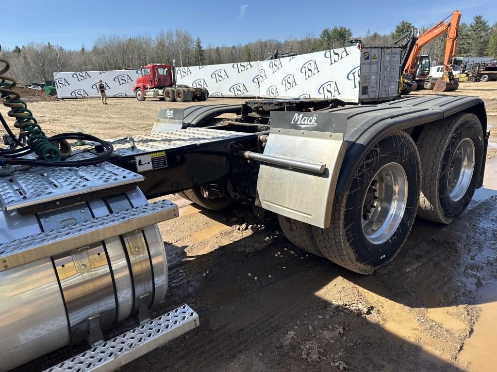 2017 Mack Chu613 Truck Tractor
