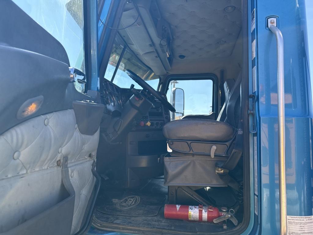2017 Mack Chu613 Truck Tractor