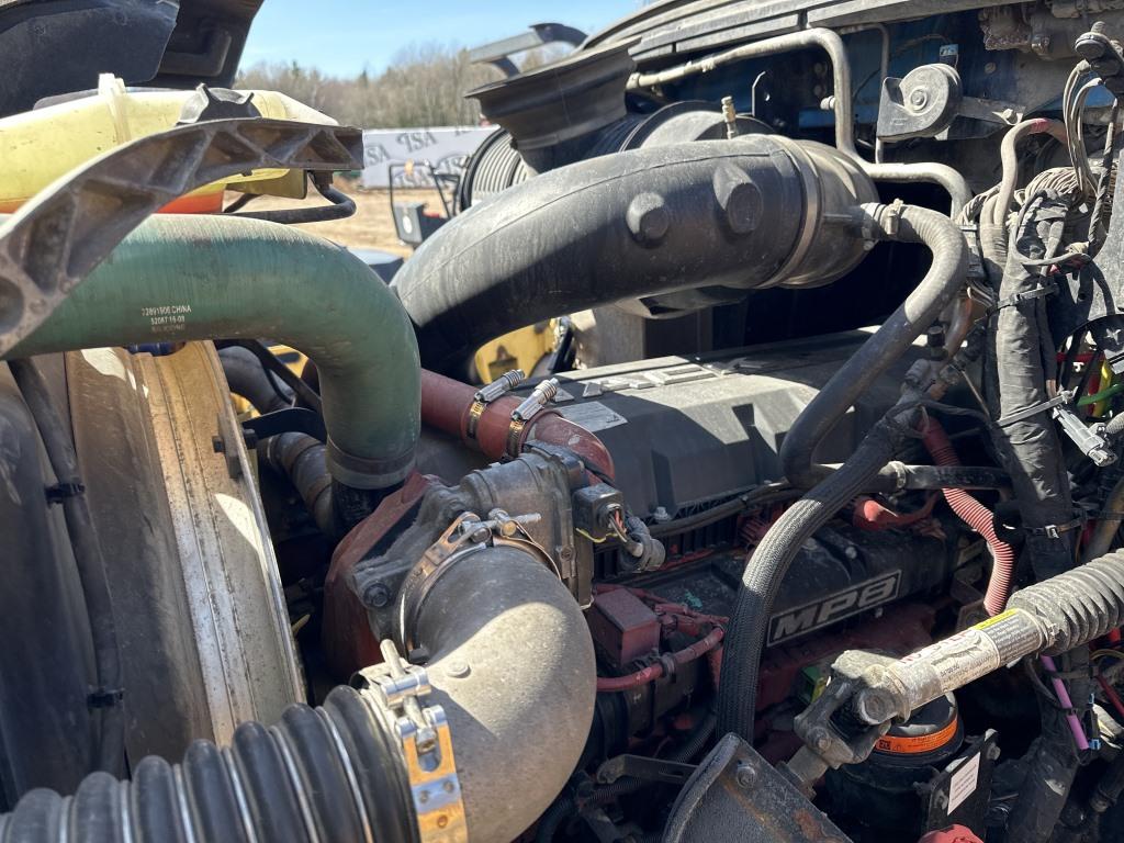 2017 Mack Chu613 Truck Tractor