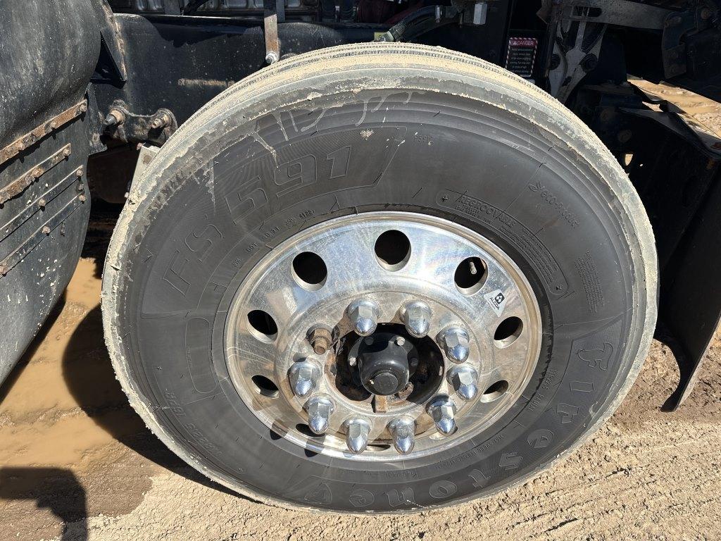 2017 Mack Chu613 Truck Tractor