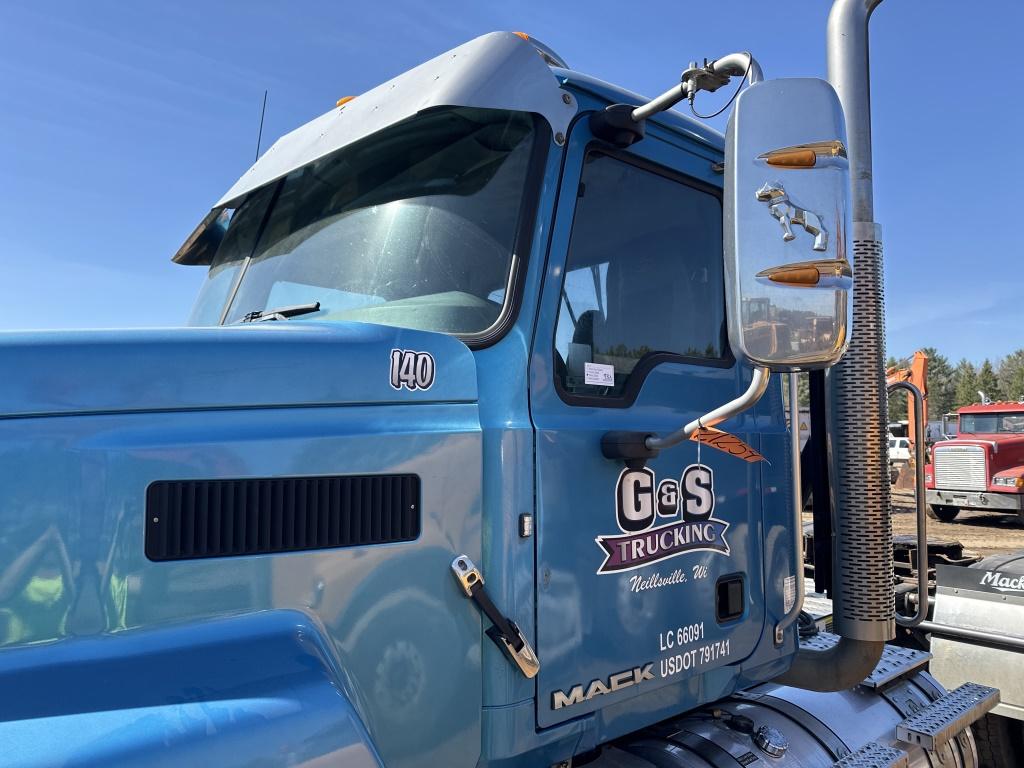 2017 Mack Chu613 Truck Tractor