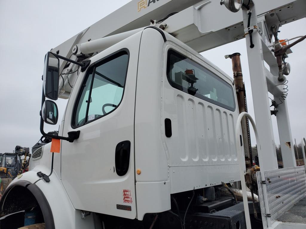 2009 Freightliner M2 6x6 Bucket Truck