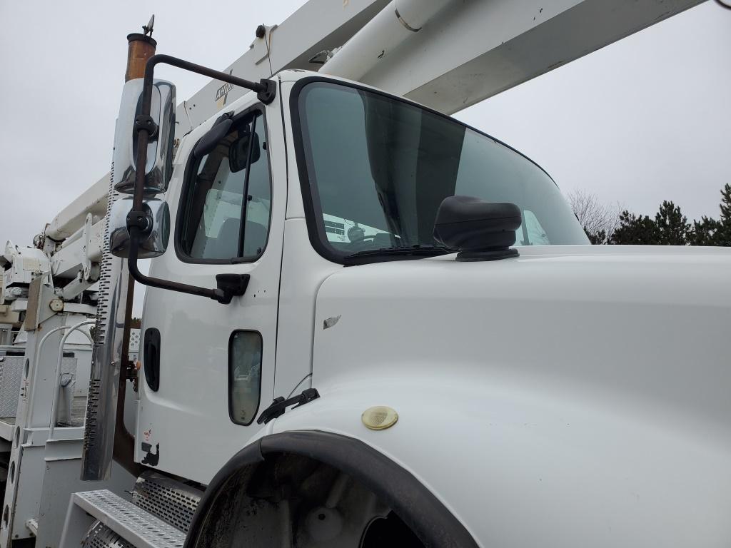 2009 Freightliner M2 6x6 Bucket Truck