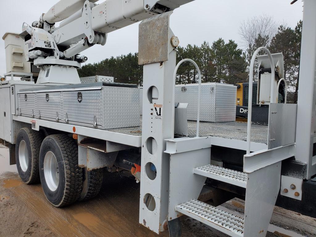 2009 Freightliner M2 6x6 Bucket Truck