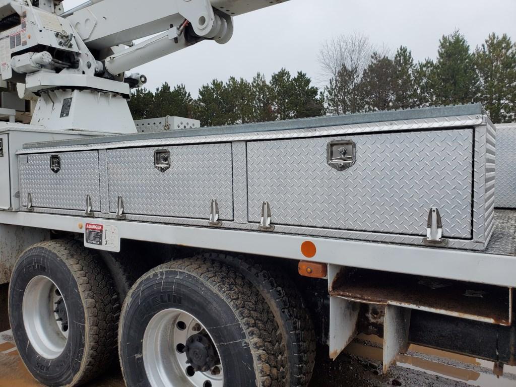 2009 Freightliner M2 6x6 Bucket Truck