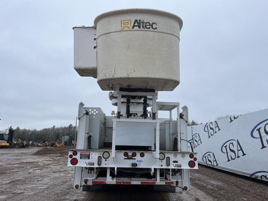 2009 Freightliner M2 6x6 Bucket Truck