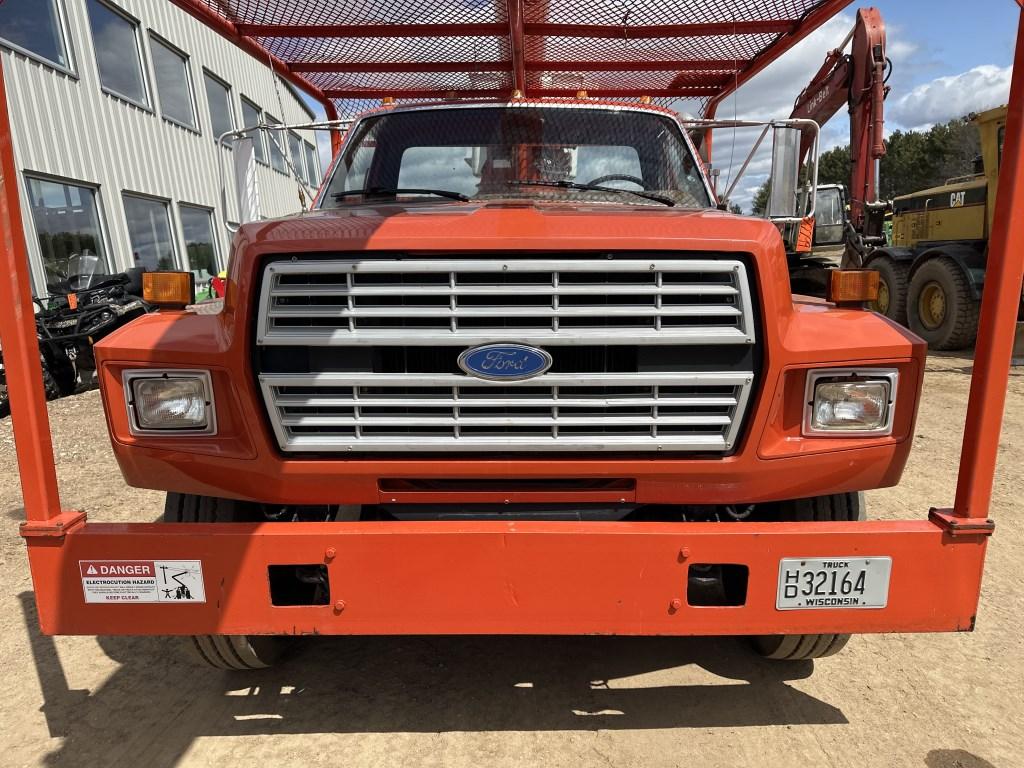 1998 Ford F700 Bucket Truck