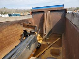 17' 6" Dump Truck Box W/cylinder
