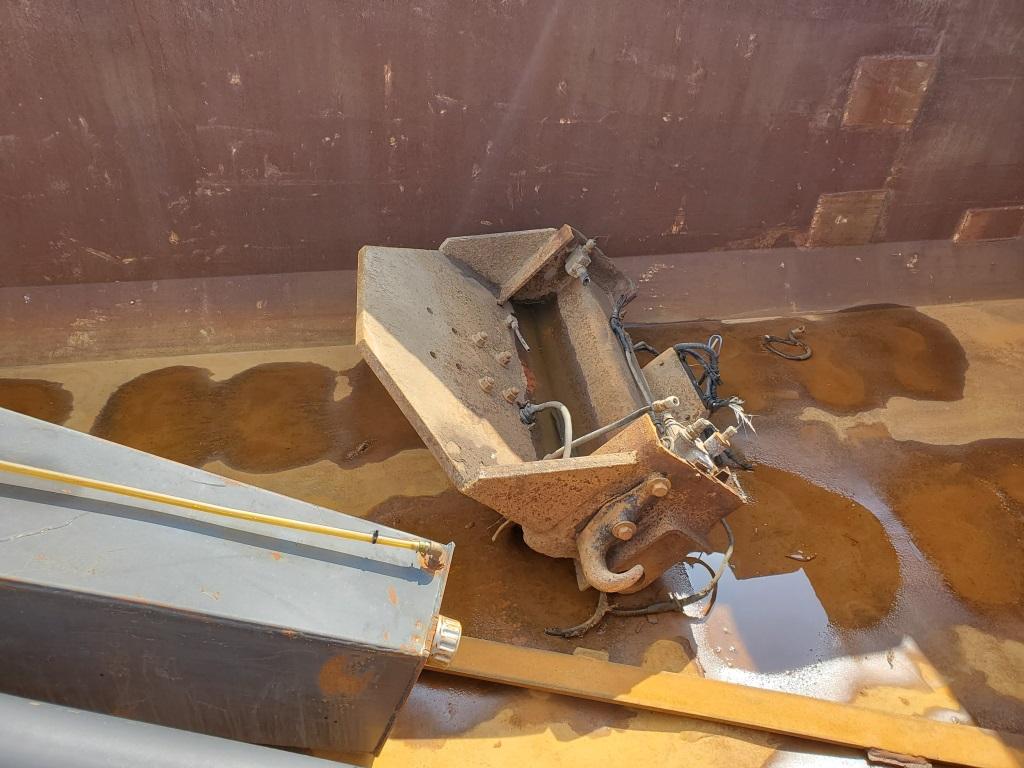 17' 6" Dump Truck Box W/cylinder