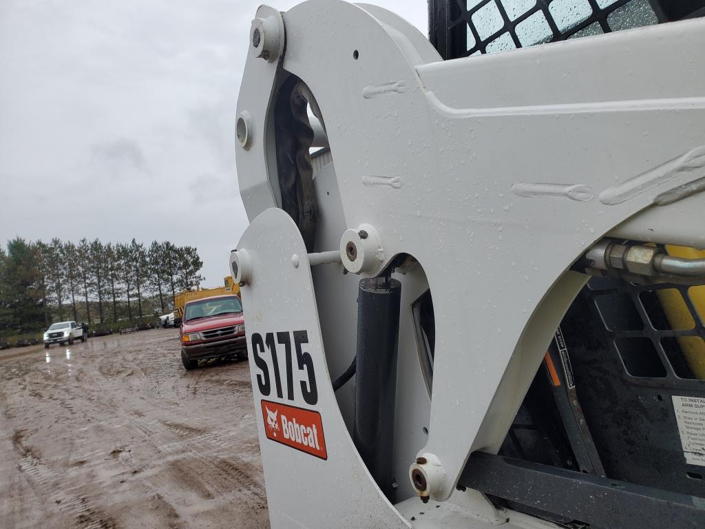 Bobcat S175 Skid Steer