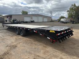 2023 Bigtex 14ph-25bk+5mr Equipment Trailer